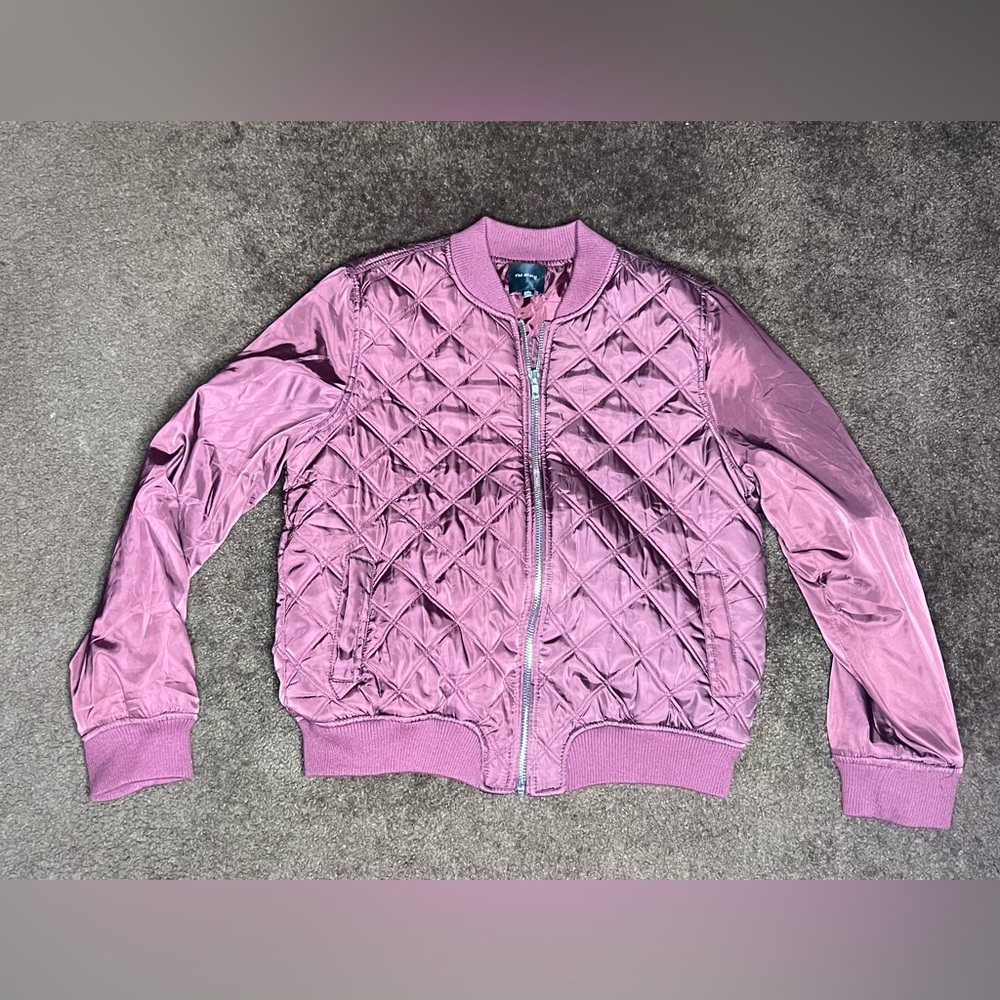 Like new maroon bomber jacket!